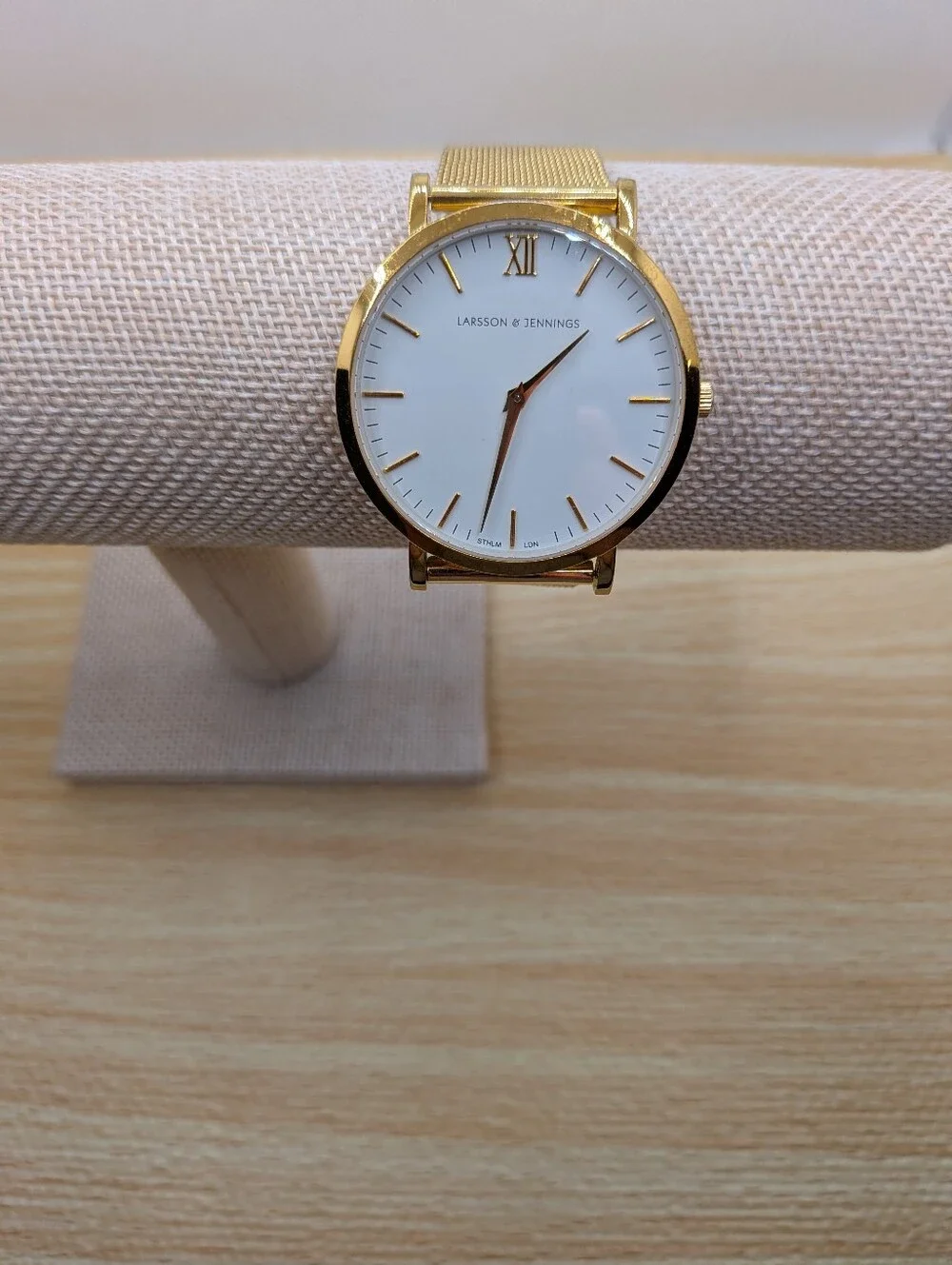 Larsson & Jennings gorgeous gold